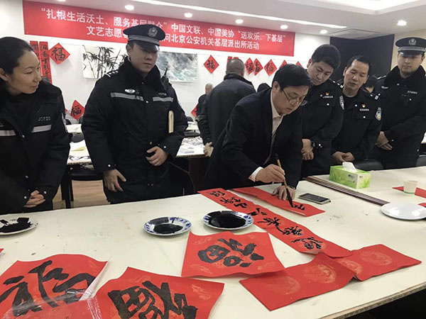 1518180970106852.jpg 4.jpg