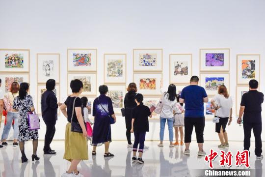 “首届全国少儿美术作品展”在京展出近800件作品献礼祖国
