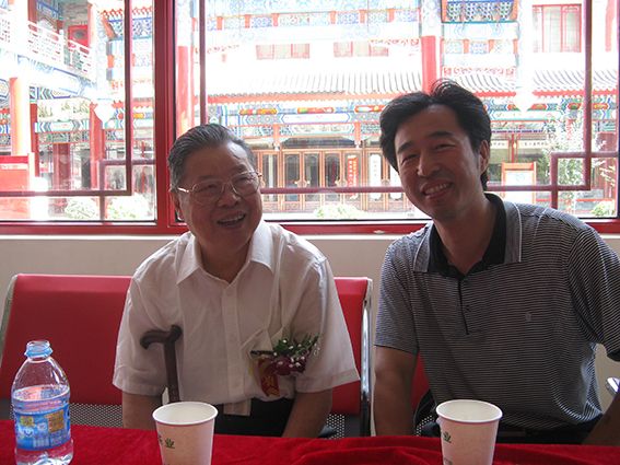 与书法家李铎在一起.jpg